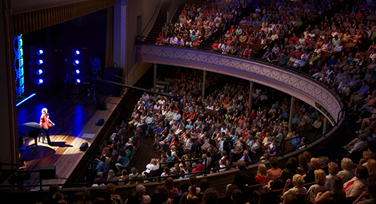 Chonda Pierce photo 2