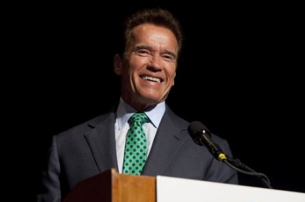 Arnold Schwarzenegger photo 3