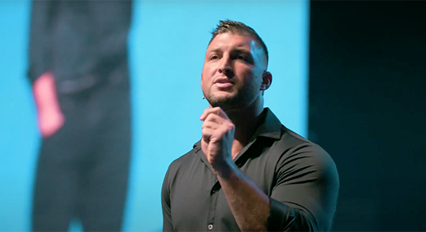 Tim Tebow  photo 2