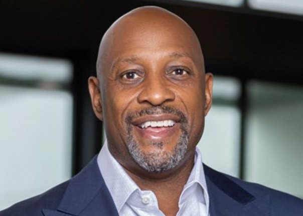 <p><strong>Alonzo Mourning invited to speak on future-forward investment & AI</strong></p>